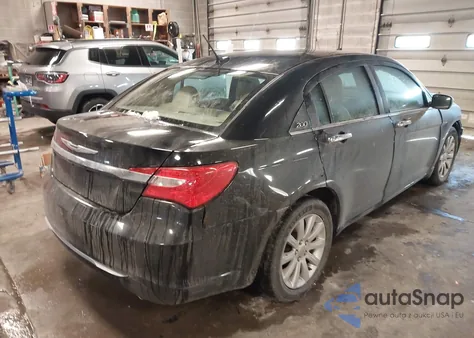 2013 Chrysler 200 Limited z USA, uszkodzony, nr VIN 1C3CCBCG2DN743815